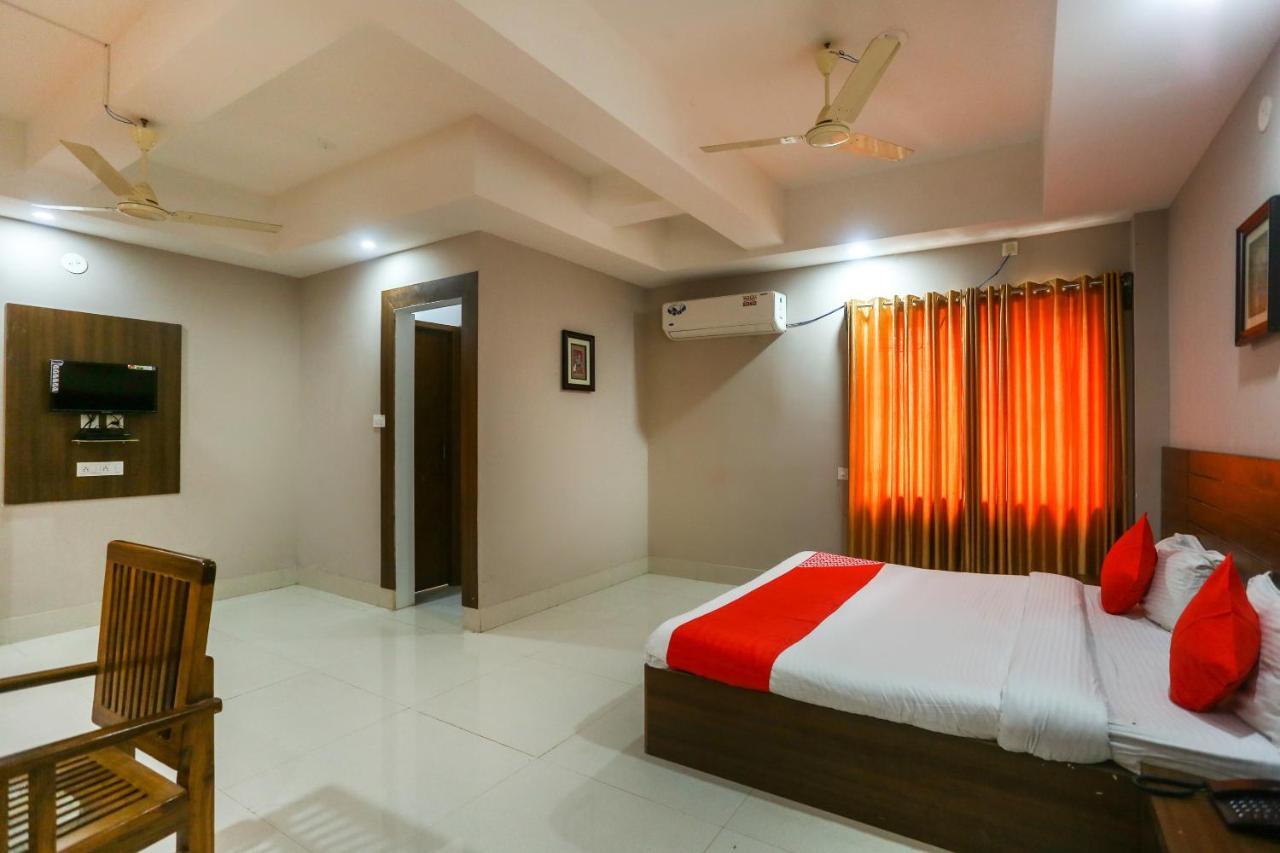 Oyo 61586 Hotel Narmada Bhavan プリ エクステリア 写真