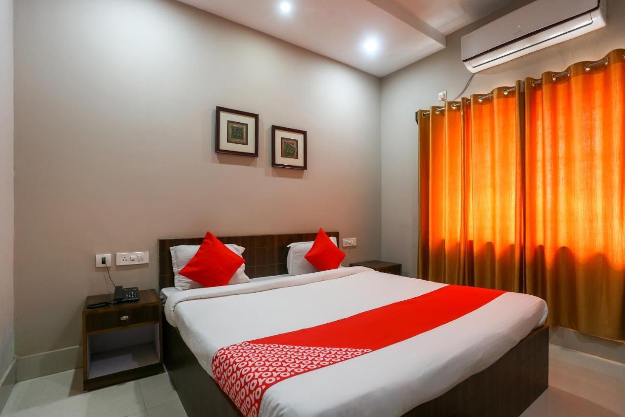 Oyo 61586 Hotel Narmada Bhavan プリ エクステリア 写真