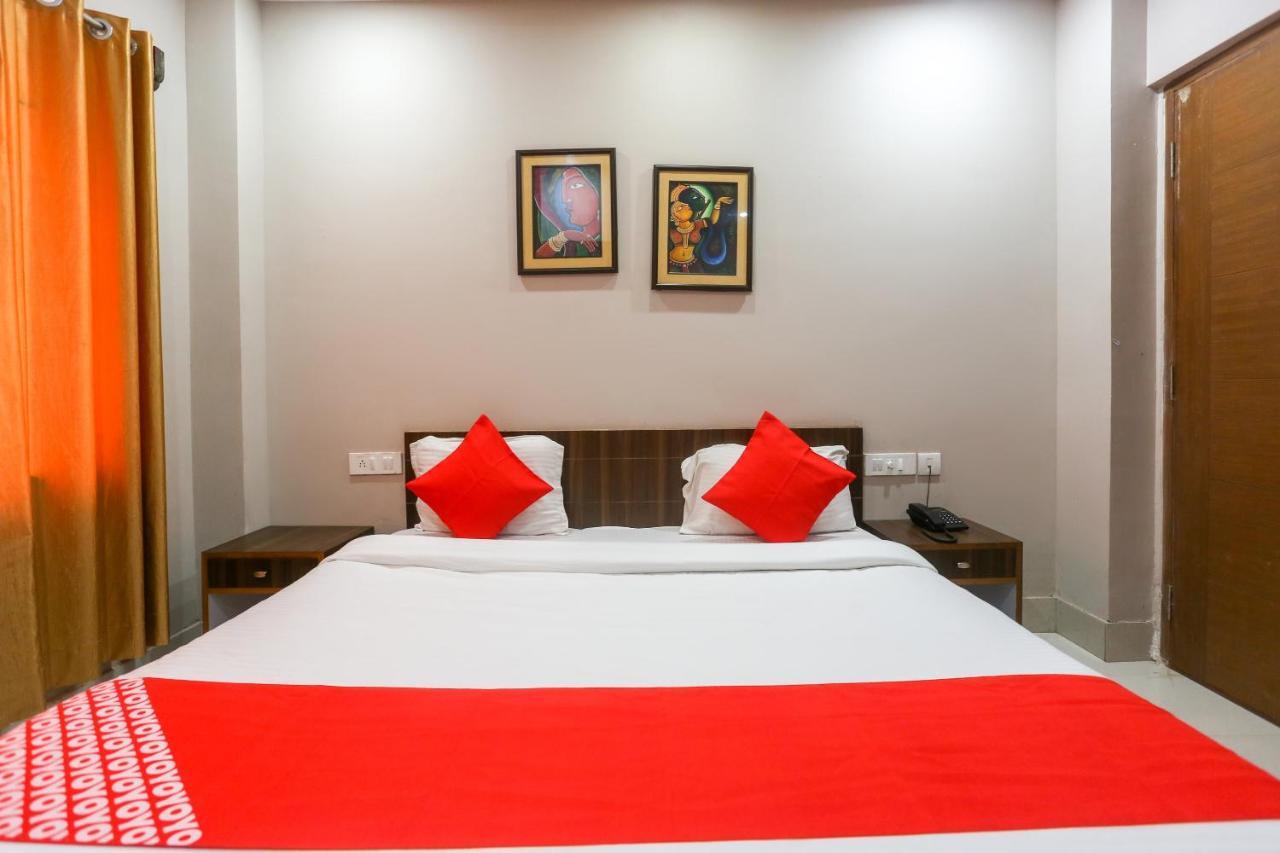 Oyo 61586 Hotel Narmada Bhavan プリ エクステリア 写真