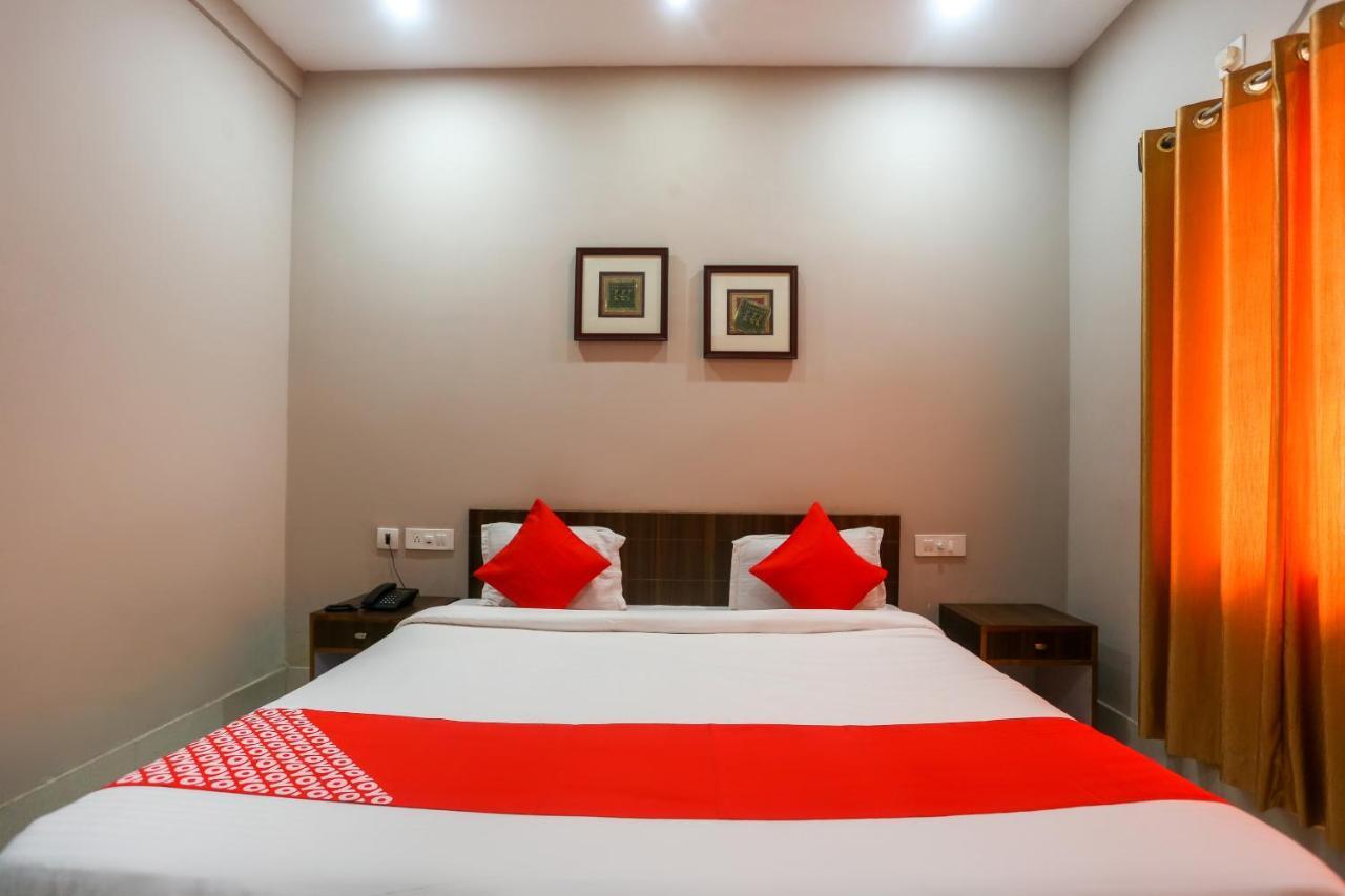 Oyo 61586 Hotel Narmada Bhavan プリ エクステリア 写真