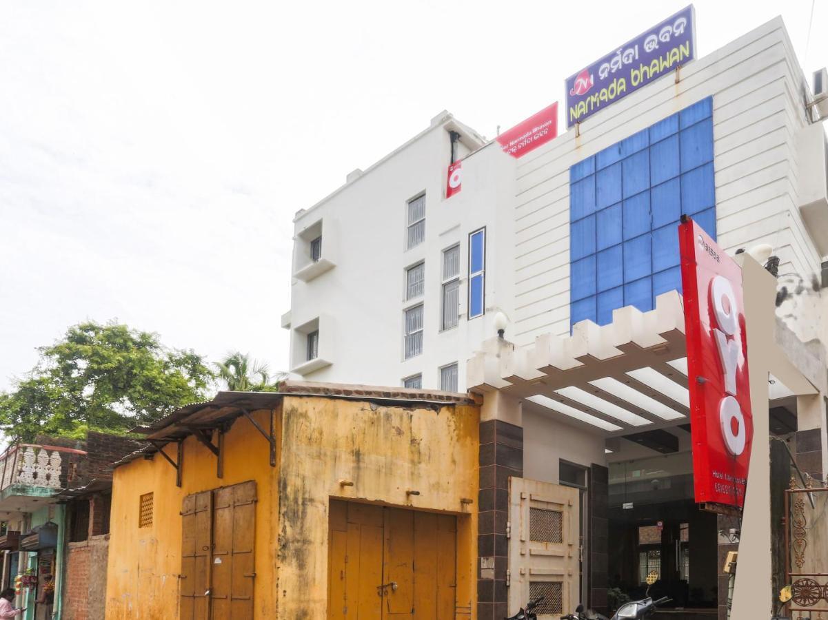 Oyo 61586 Hotel Narmada Bhavan プリ エクステリア 写真