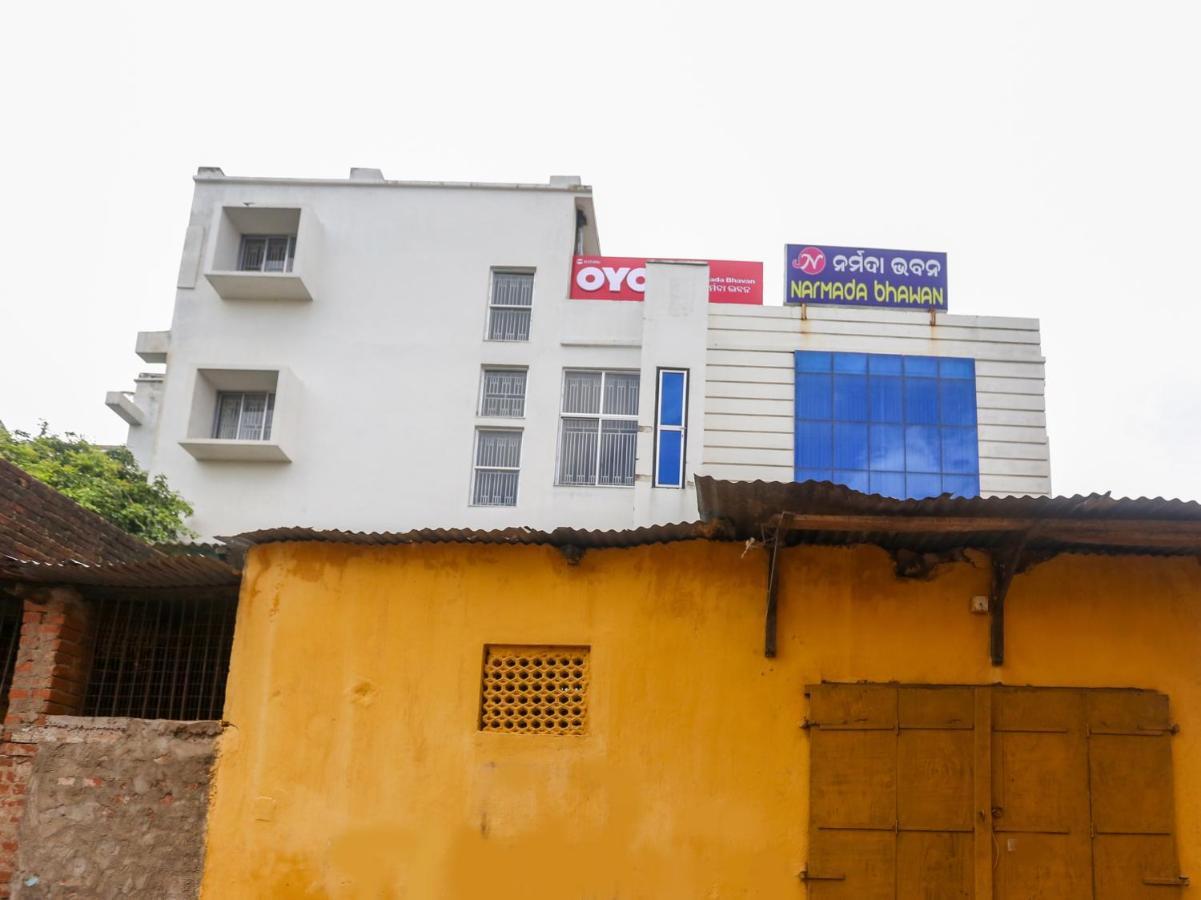 Oyo 61586 Hotel Narmada Bhavan プリ エクステリア 写真